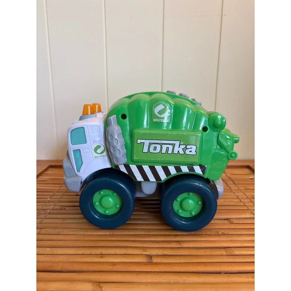 Tonka Haulers Toy Truck Set Dump Truck and Recycling Garbage Truck Blue Green
